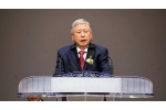 이용걸 목사 “이해 넘어선 복종과 희생으로 담임목사 돕는 평생의…